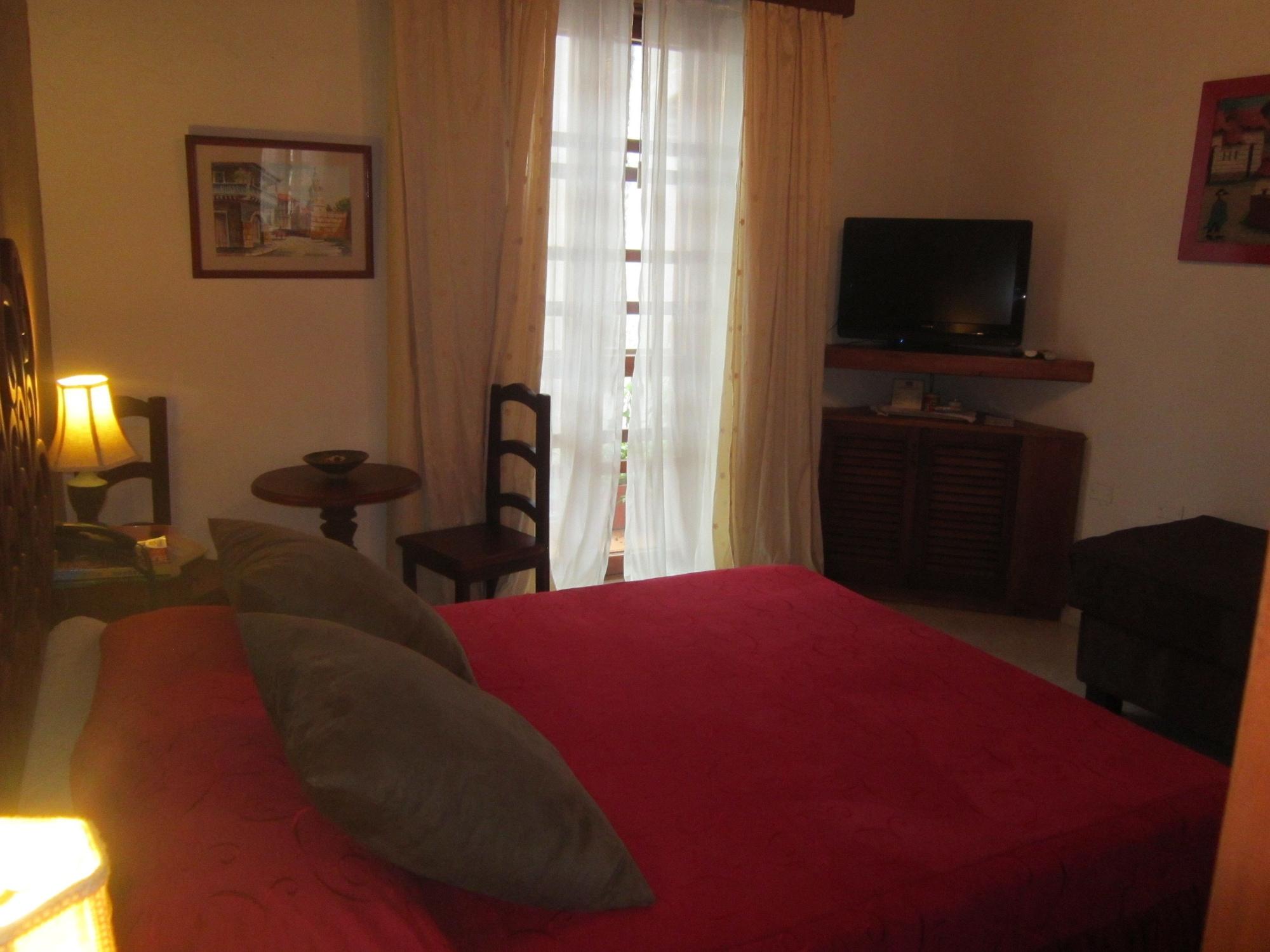 Casa India Catalina 3*